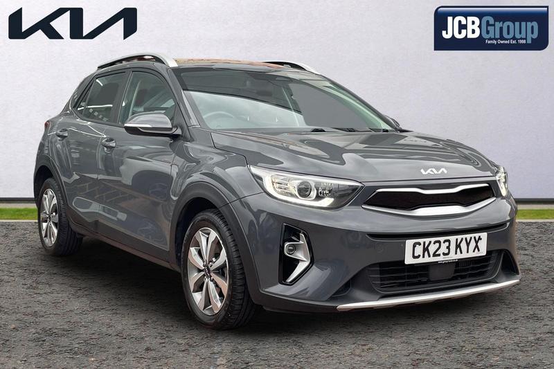 Main listing image - Kia Stonic