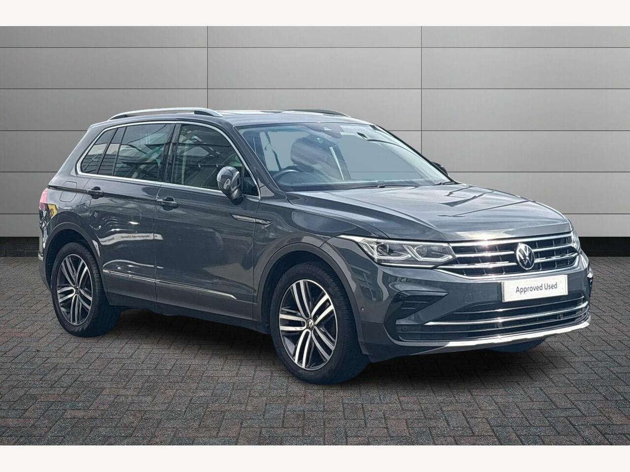Main listing image - Volkswagen Tiguan