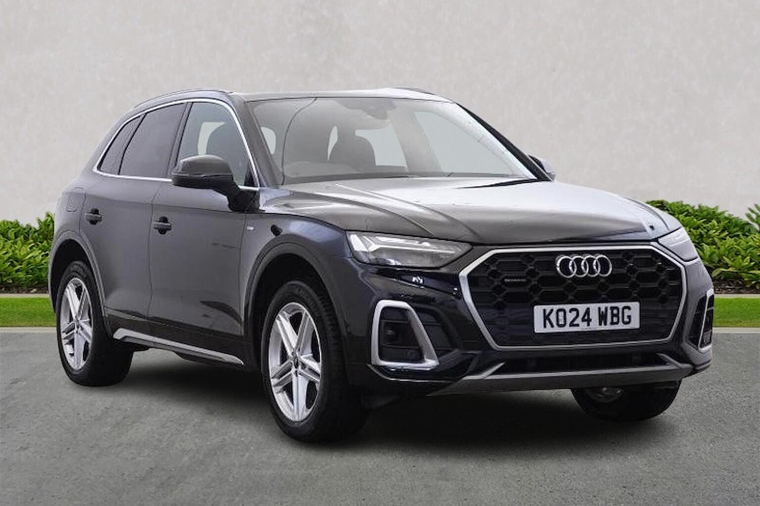 Main listing image - Audi Q5