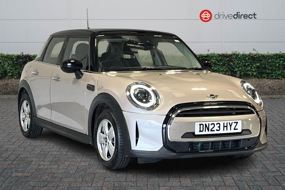 Main listing image - MINI Hatchback 5dr