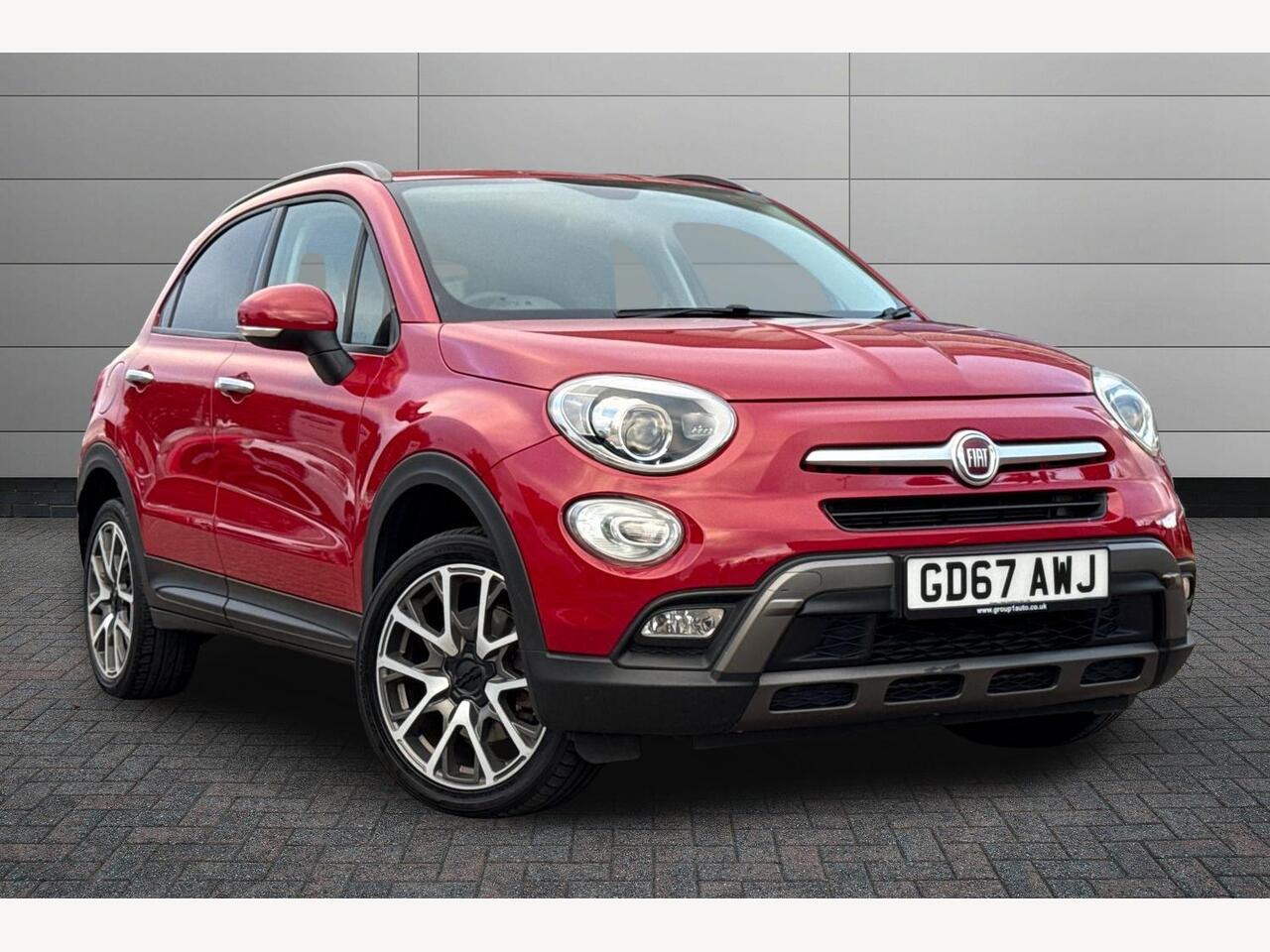 Main listing image - Fiat 500X