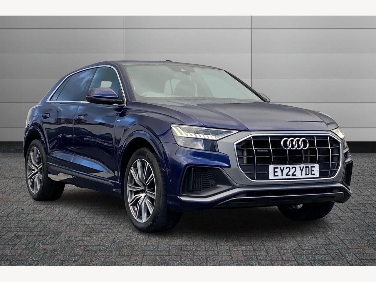 Main listing image - Audi Q8