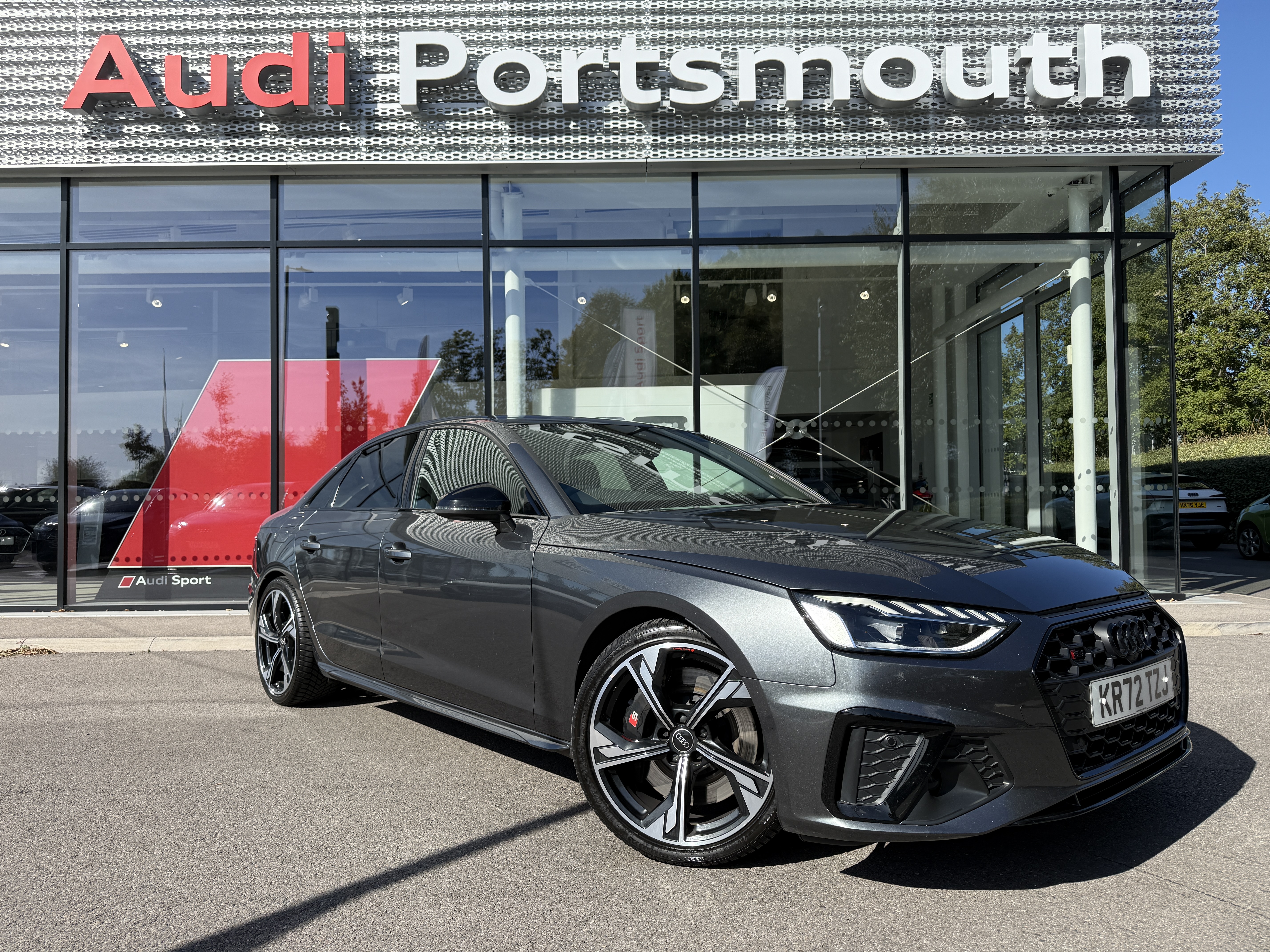 Main listing image - Audi S4