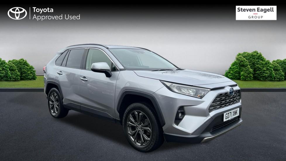 Main listing image - Toyota RAV4