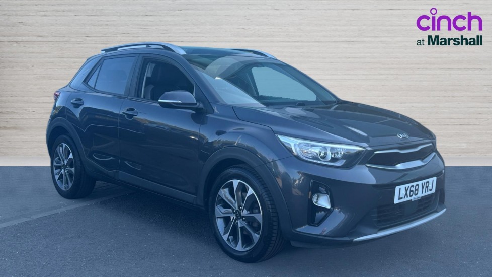 Main listing image - Kia Stonic