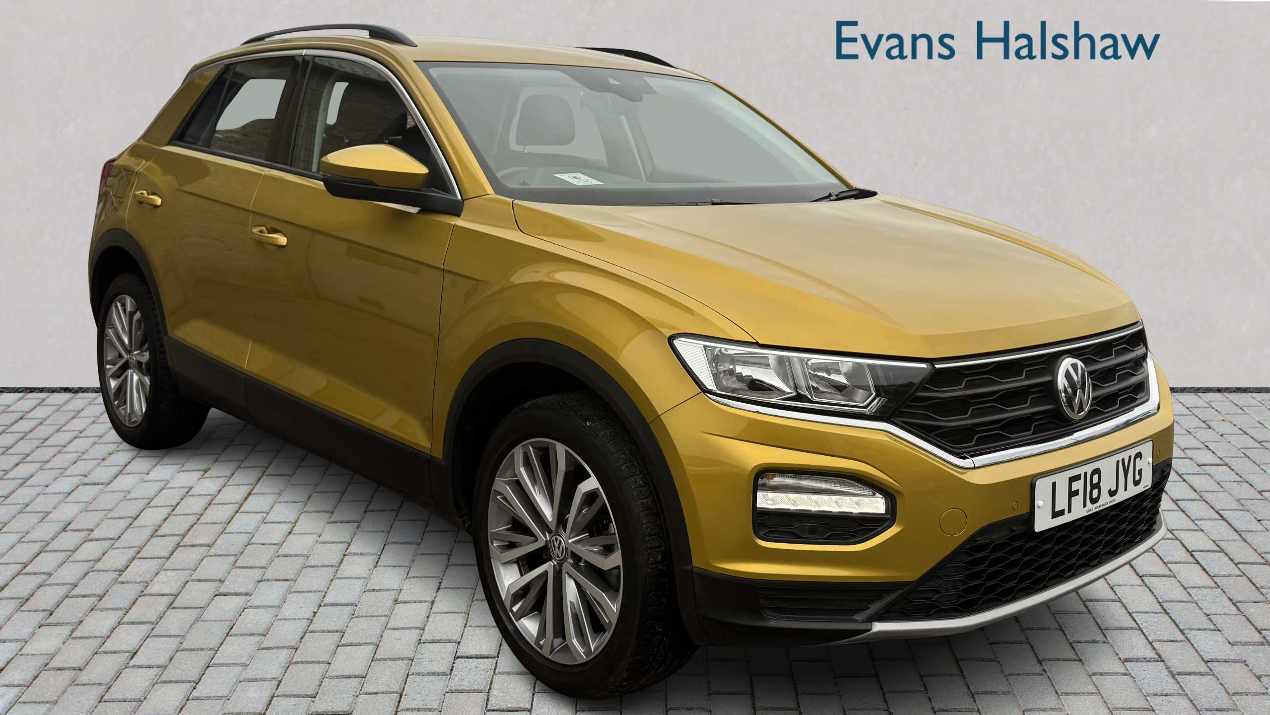 Main listing image - Volkswagen T-Roc