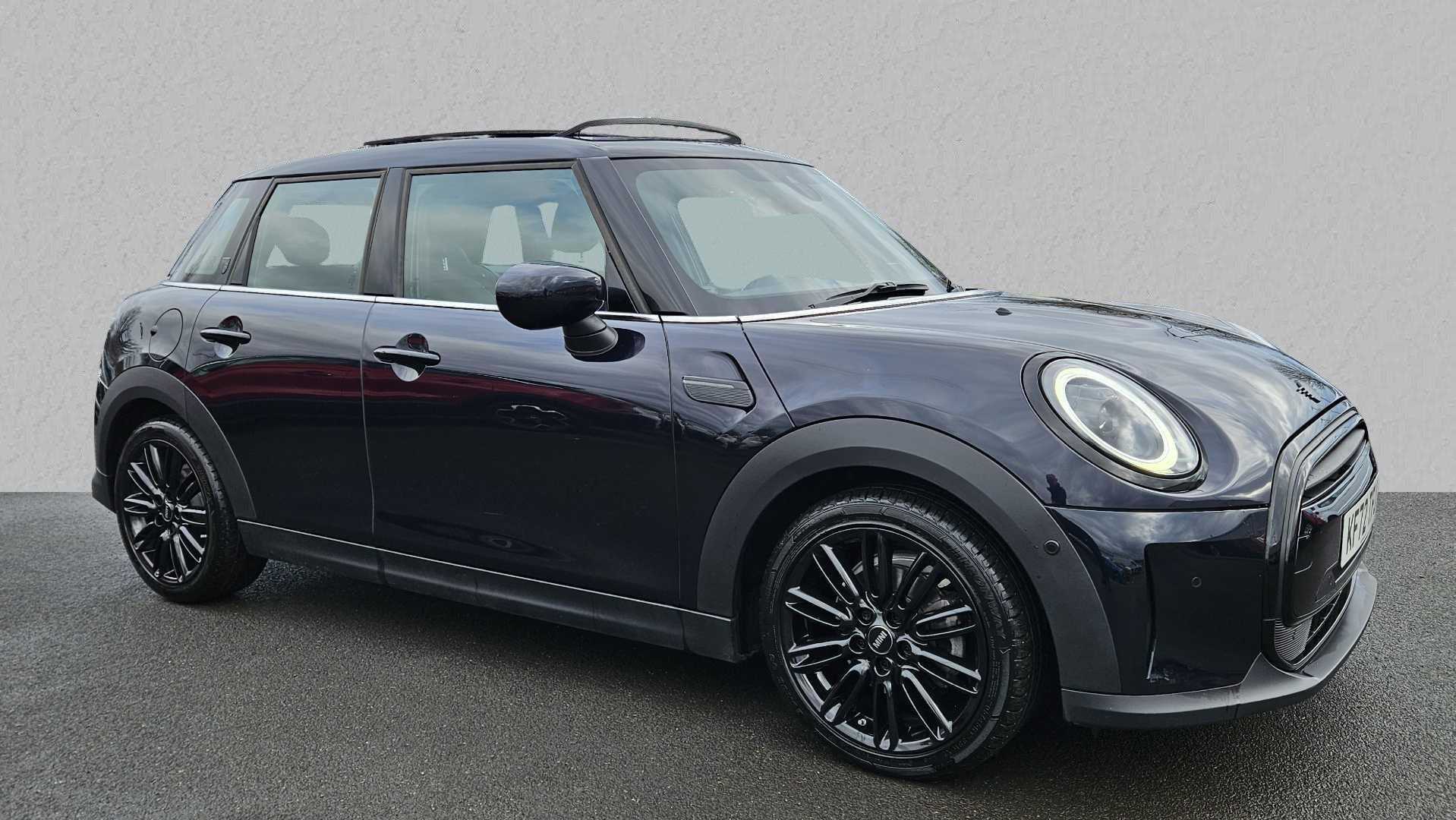 Main listing image - MINI Hatchback 5dr