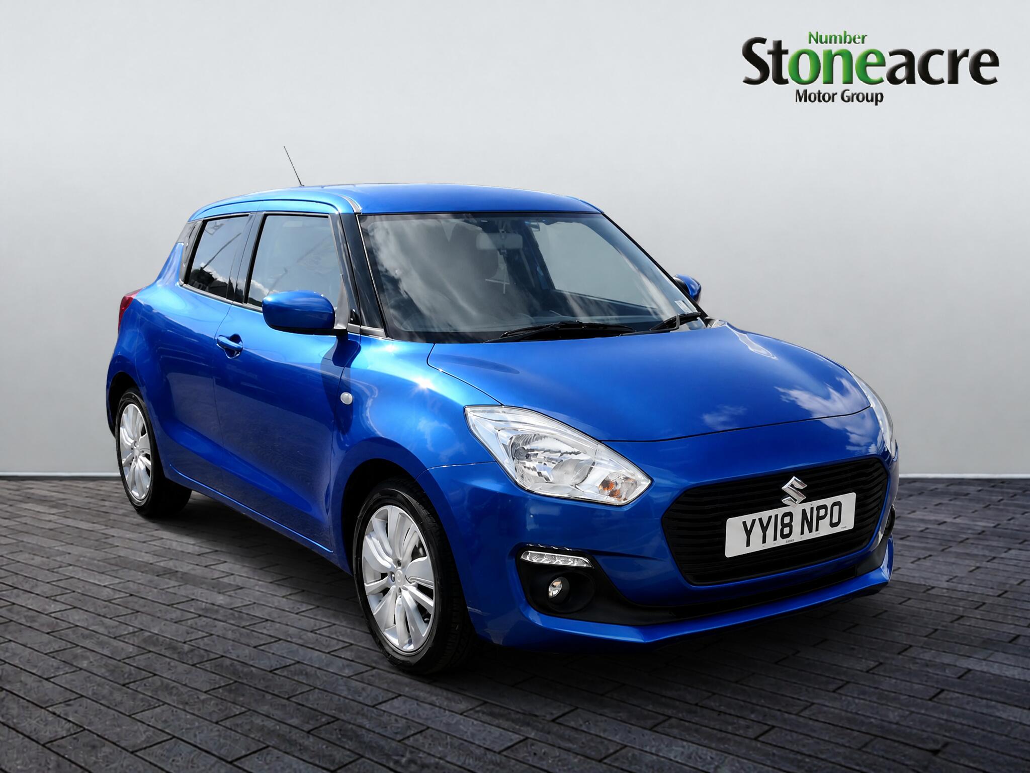 Main listing image - Suzuki Swift