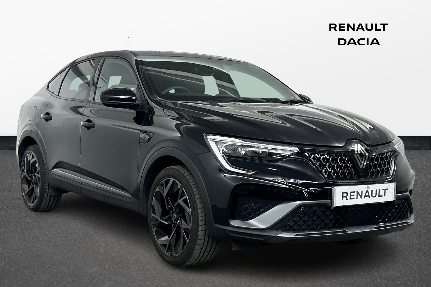 Main listing image - Renault Arkana