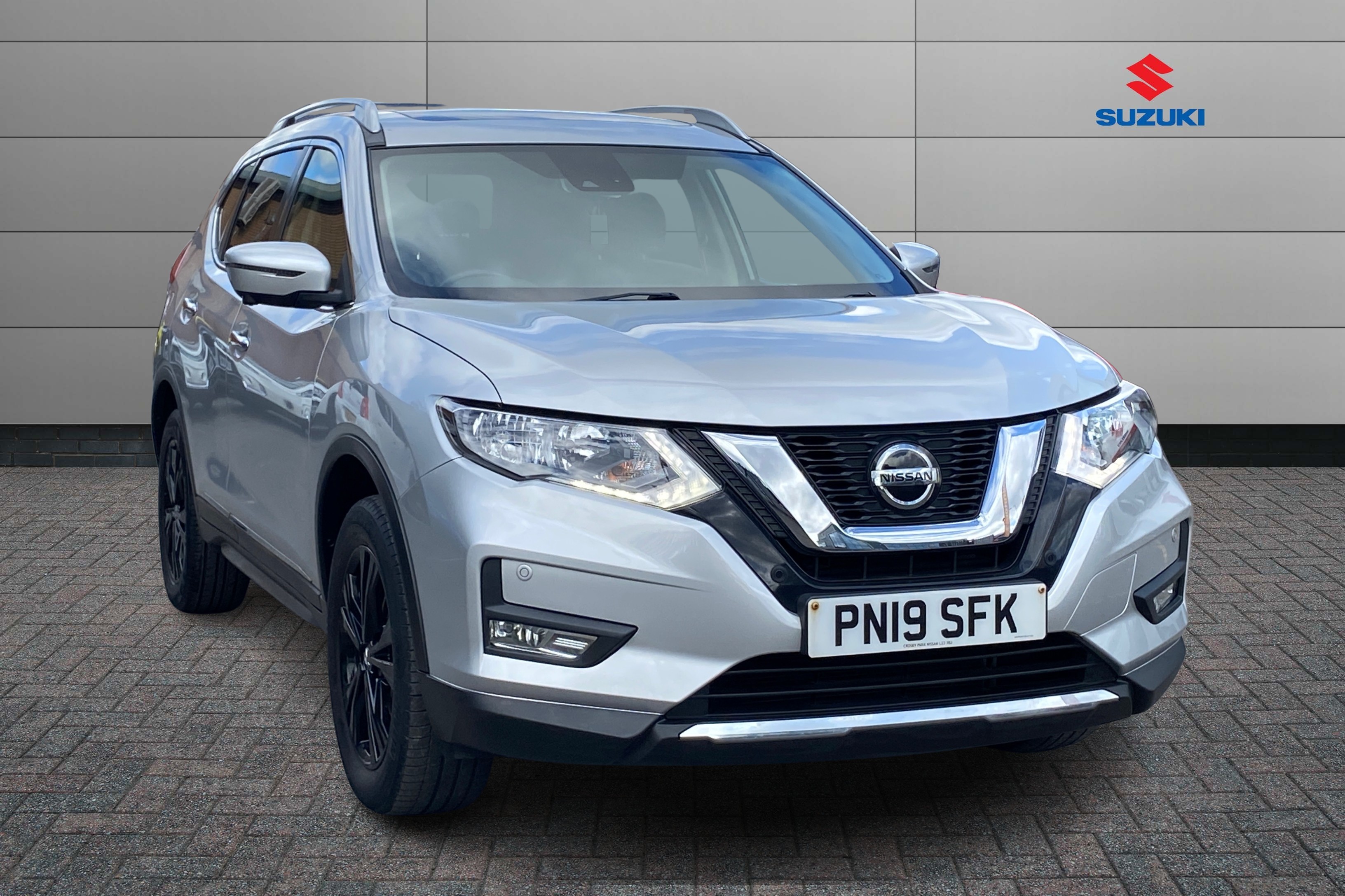 Main listing image - Nissan X-Trail