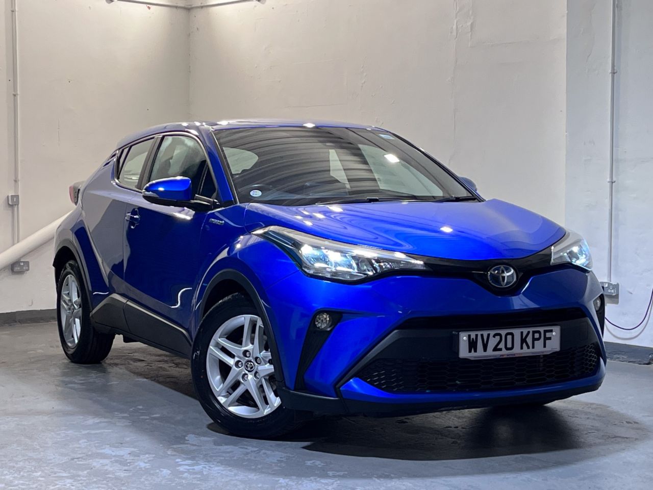 Main listing image - Toyota C-HR