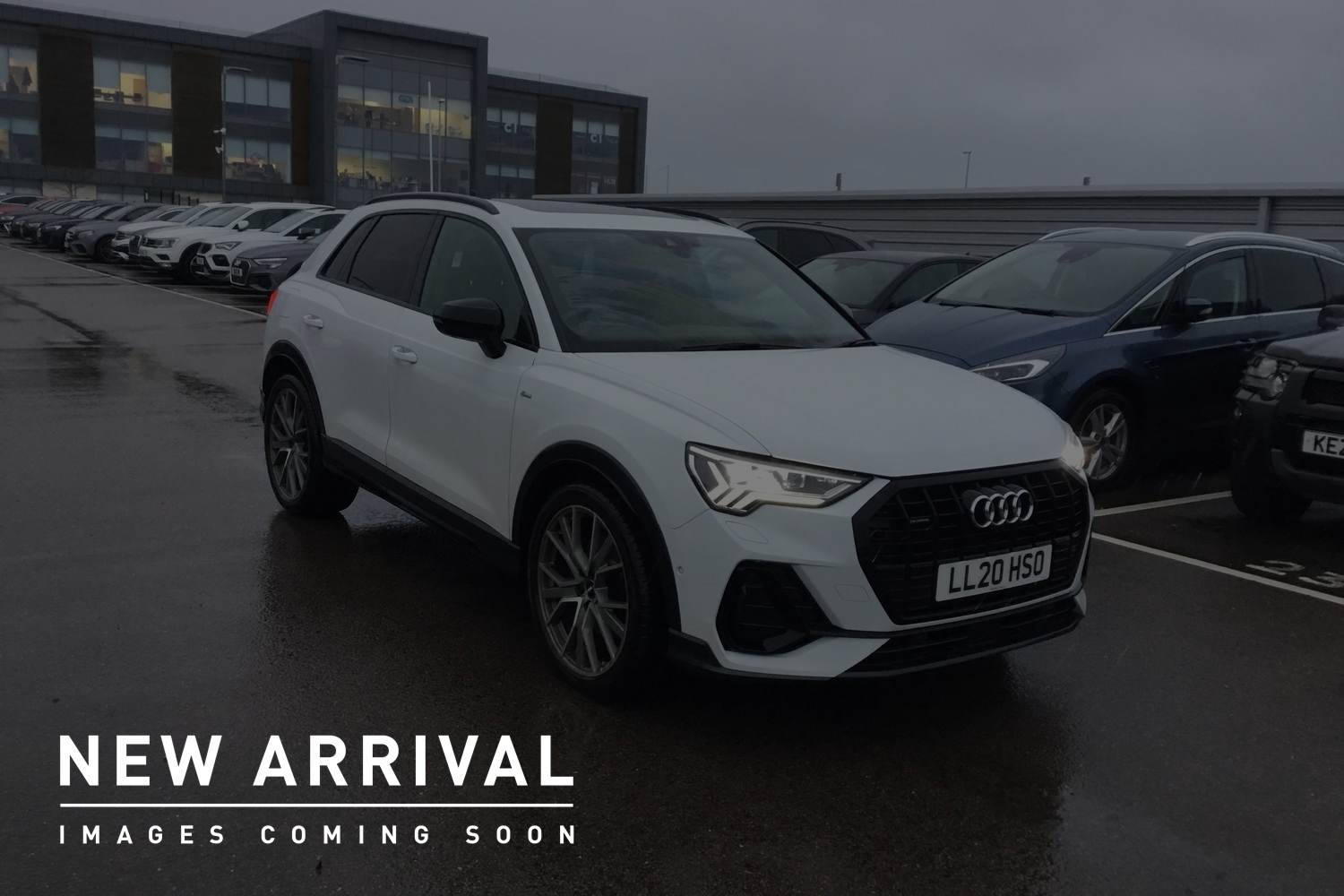 Main listing image - Audi Q3