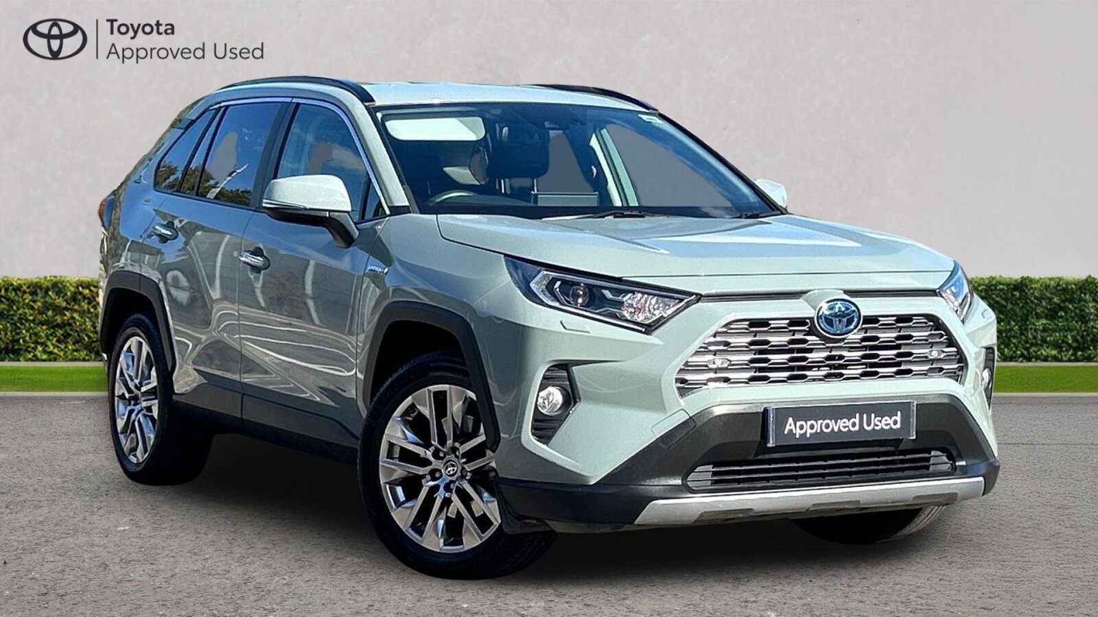 Main listing image - Toyota RAV4