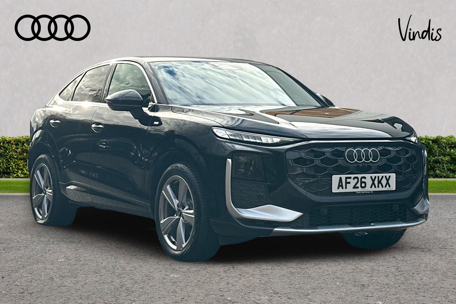 Main listing image - Audi Q3