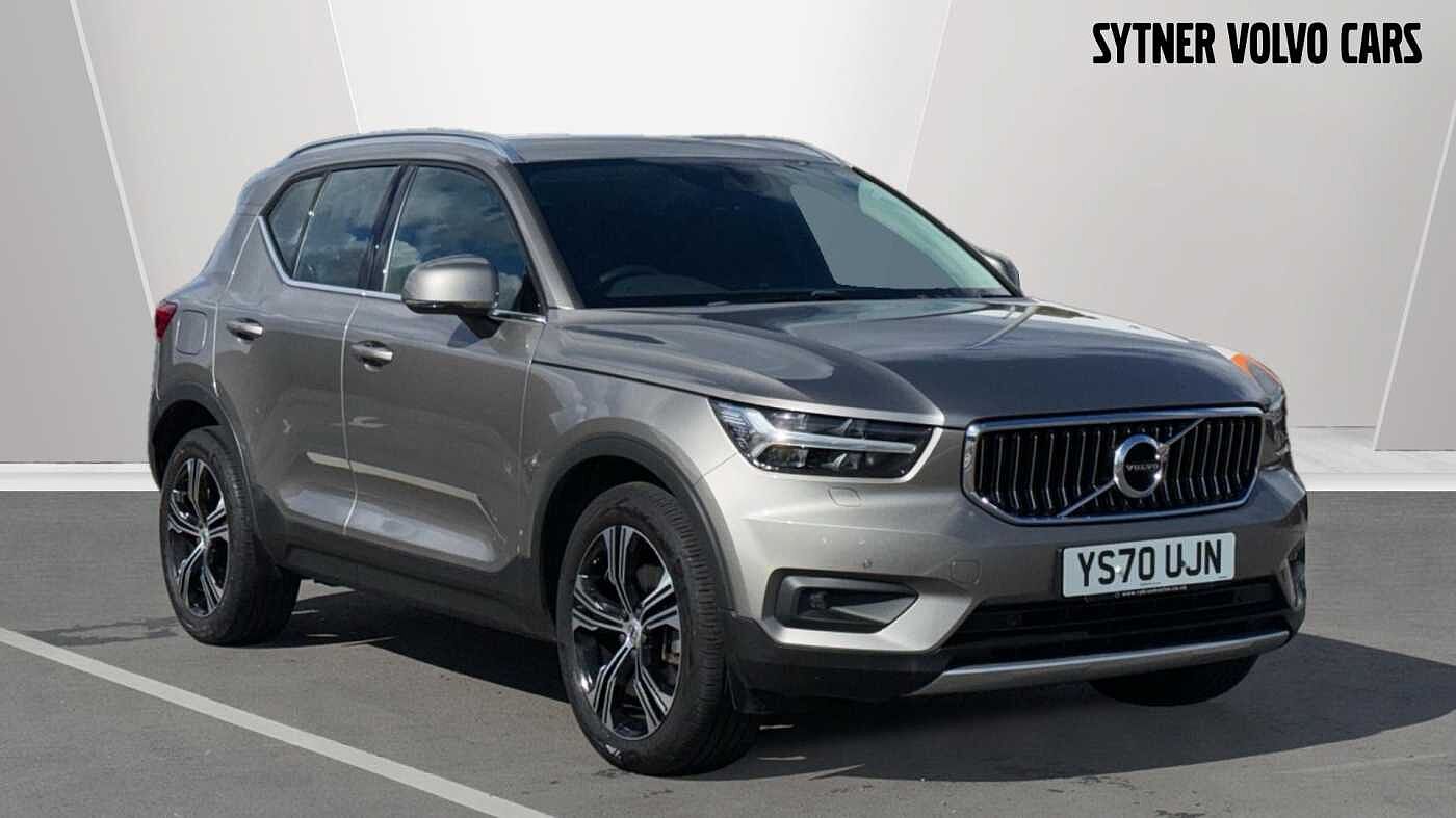 Main listing image - Volvo XC40