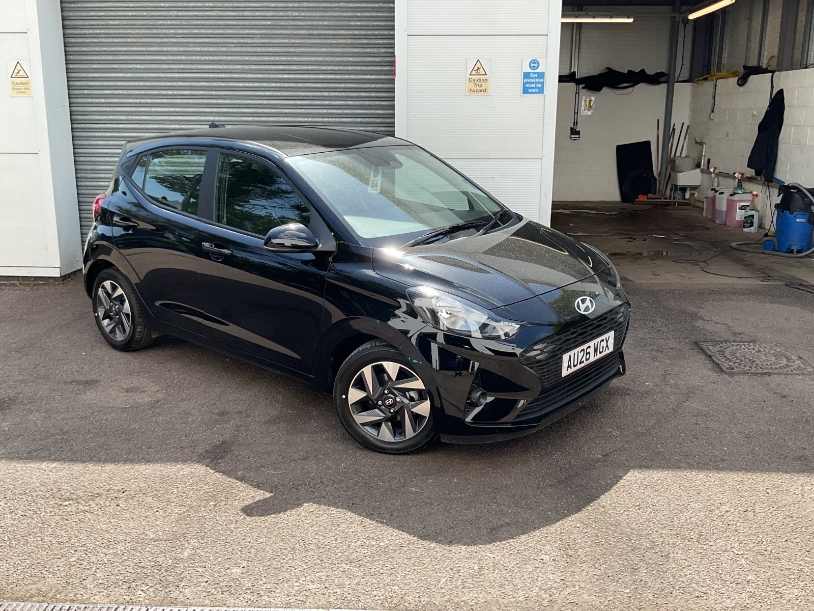 Main listing image - Hyundai i10