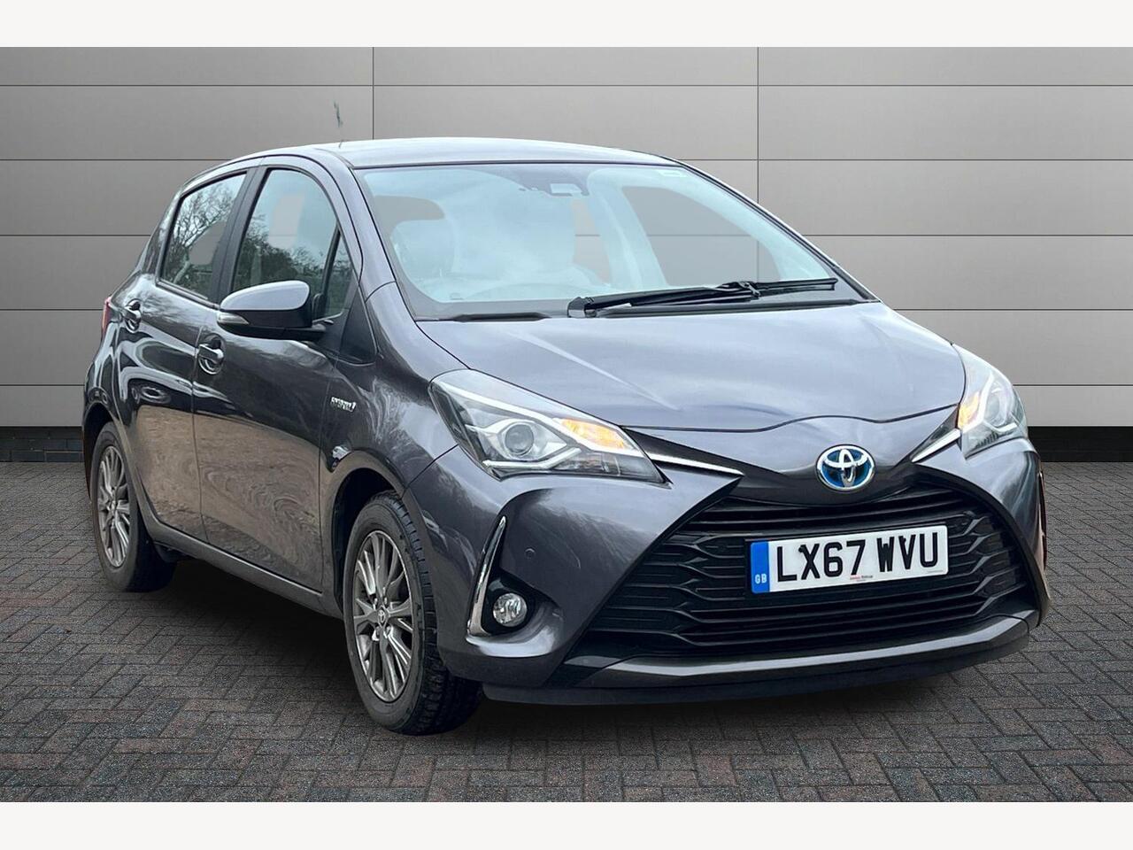 Main listing image - Toyota Yaris