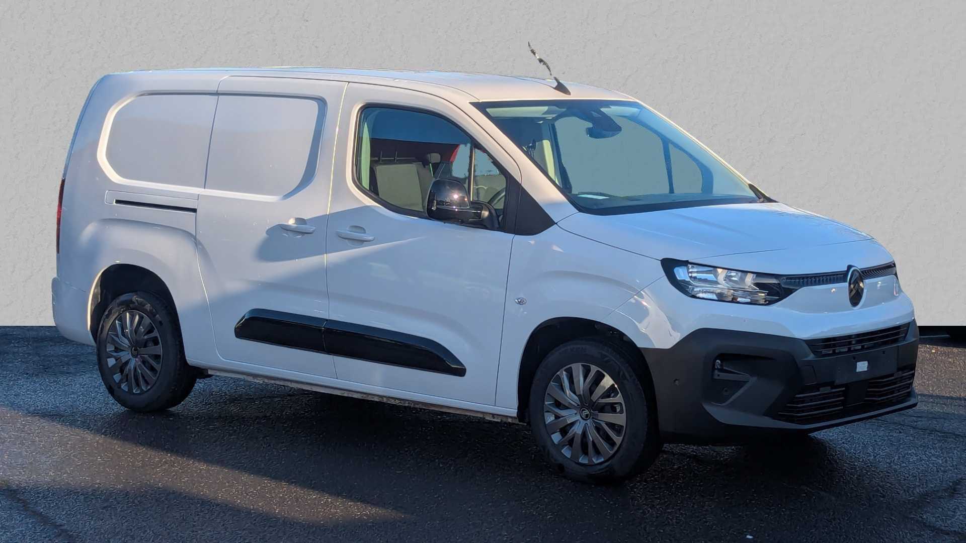 Main listing image - Citroen Berlingo Van