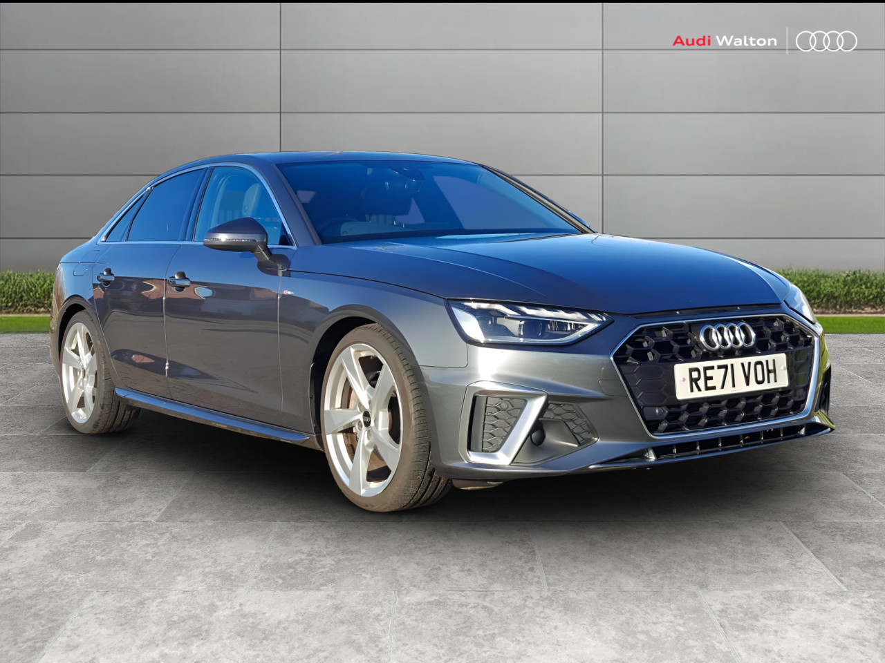 Main listing image - Audi A4