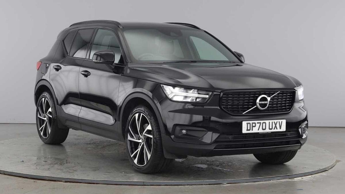 Main listing image - Volvo XC40