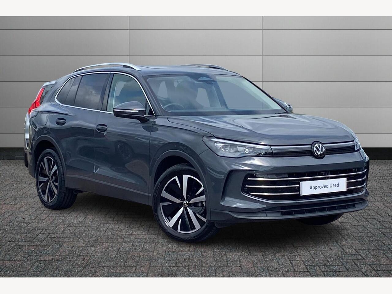 Main listing image - Volkswagen Tiguan