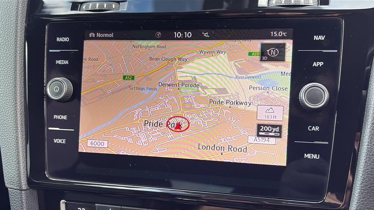 Main listing image - Volkswagen Golf GTI