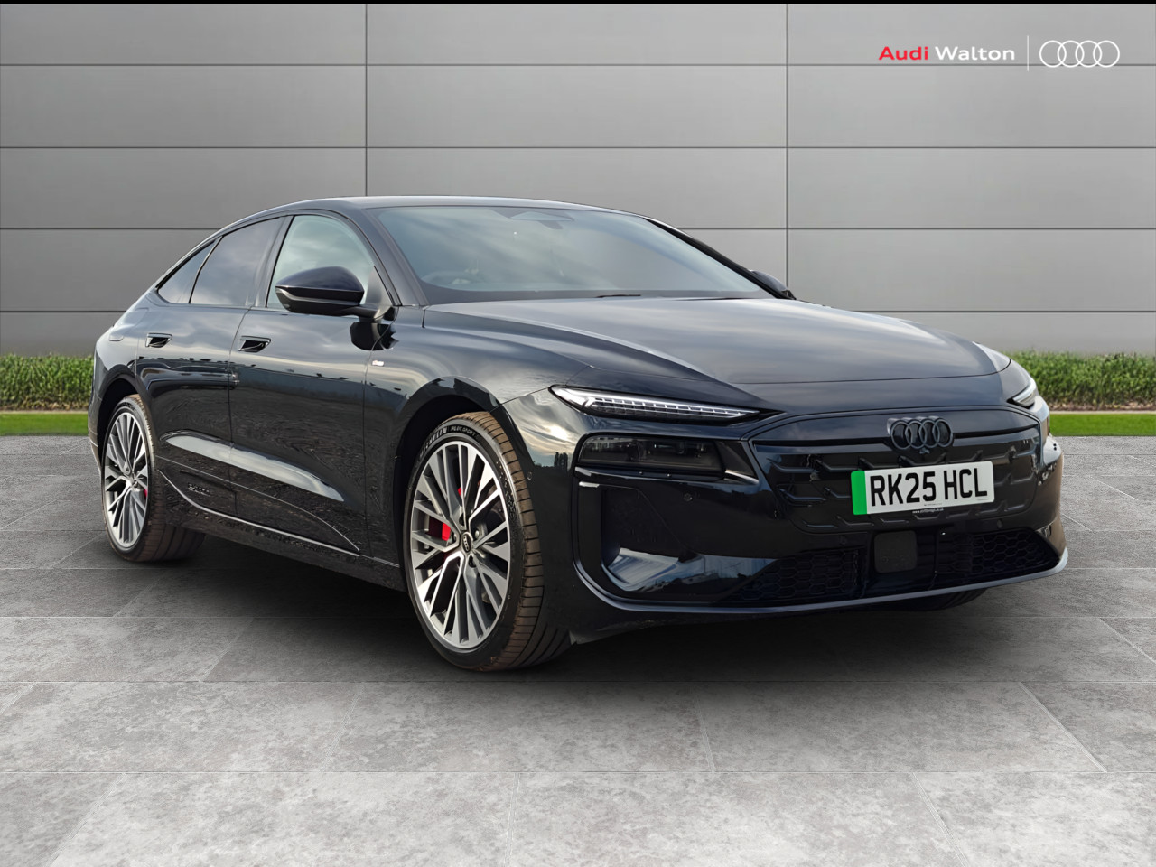 Main listing image - Audi A6