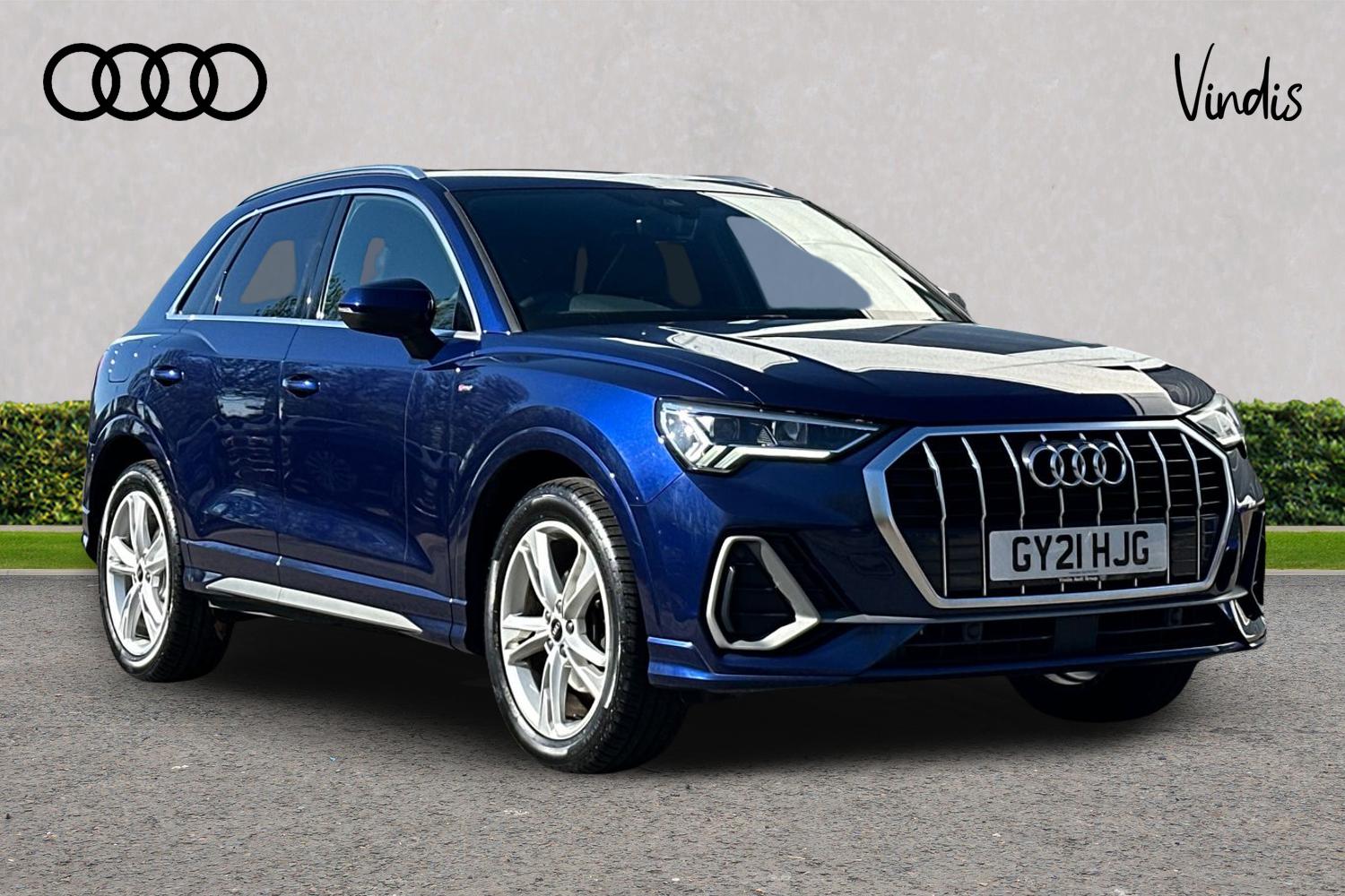 Main listing image - Audi Q3