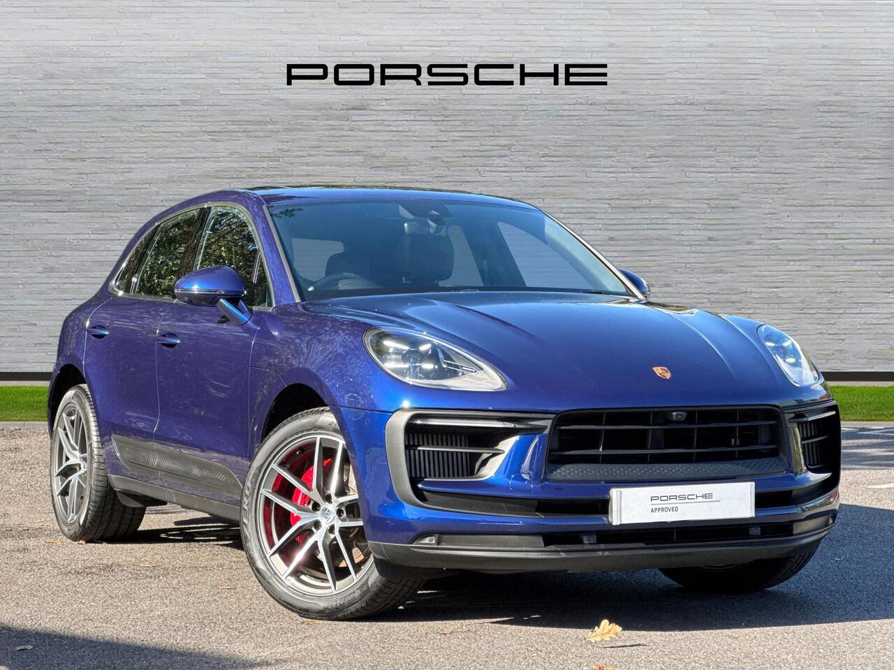 Main listing image - Porsche Macan