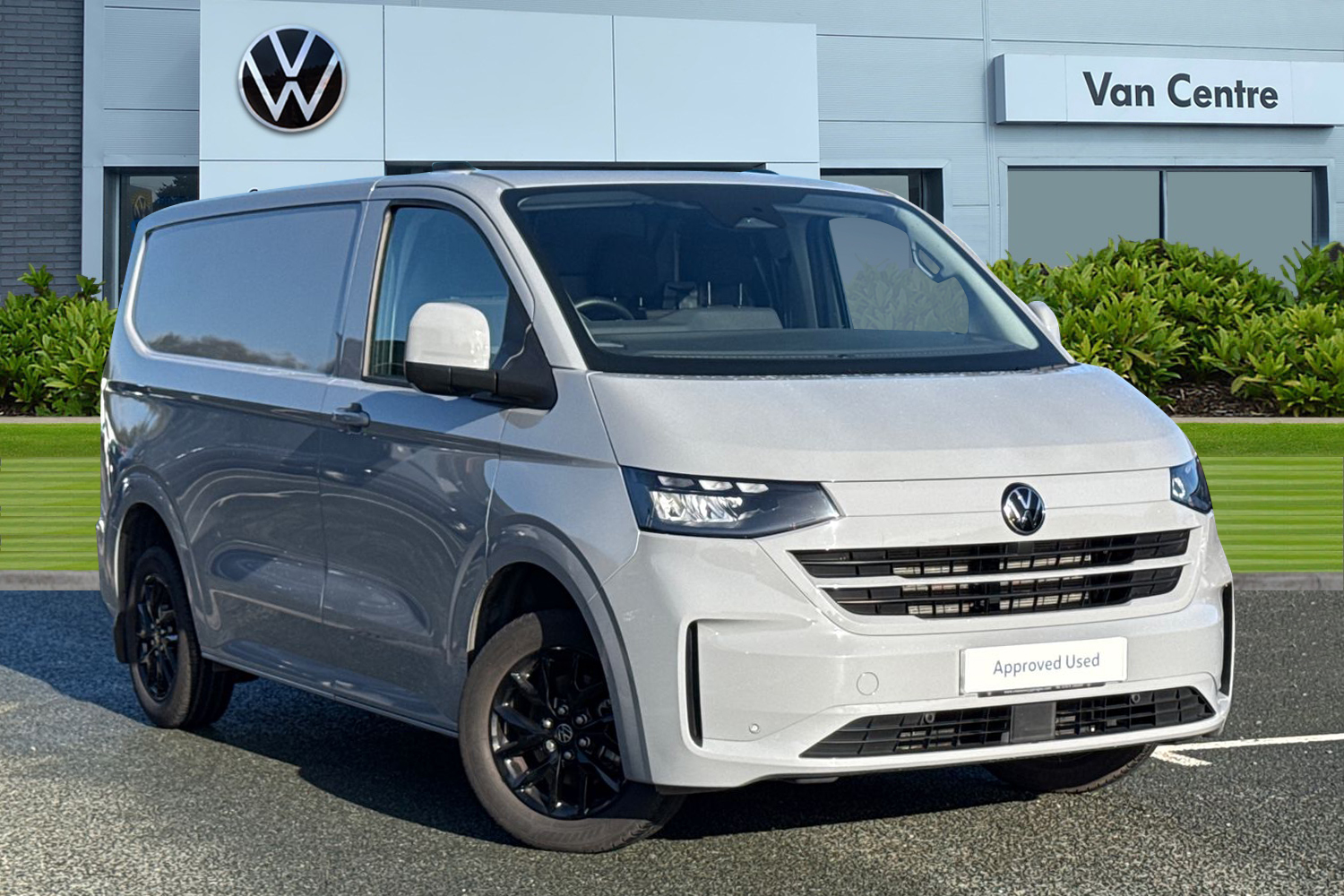 Main listing image - Volkswagen Transporter