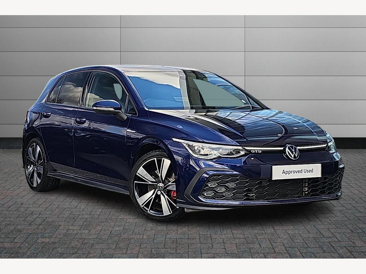 Main listing image - Volkswagen Golf