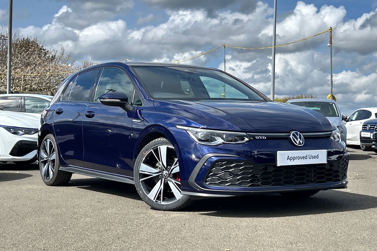 Main listing image - Volkswagen Golf