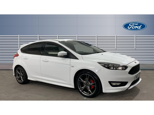 Main listing image - Ford Focus