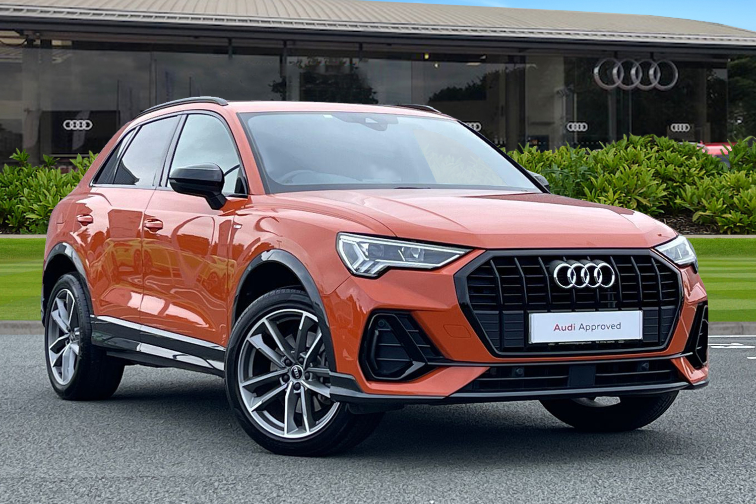 Main listing image - Audi Q3