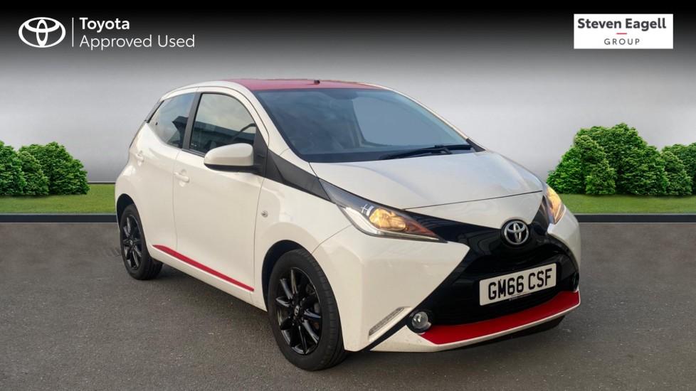 Main listing image - Toyota Aygo