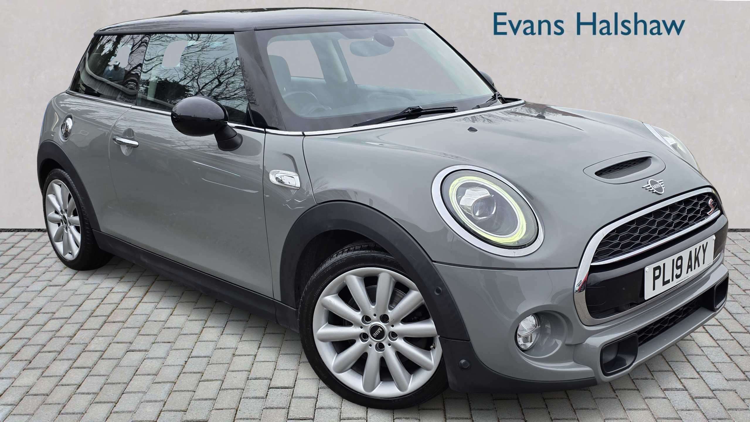 Main listing image - MINI Hatchback