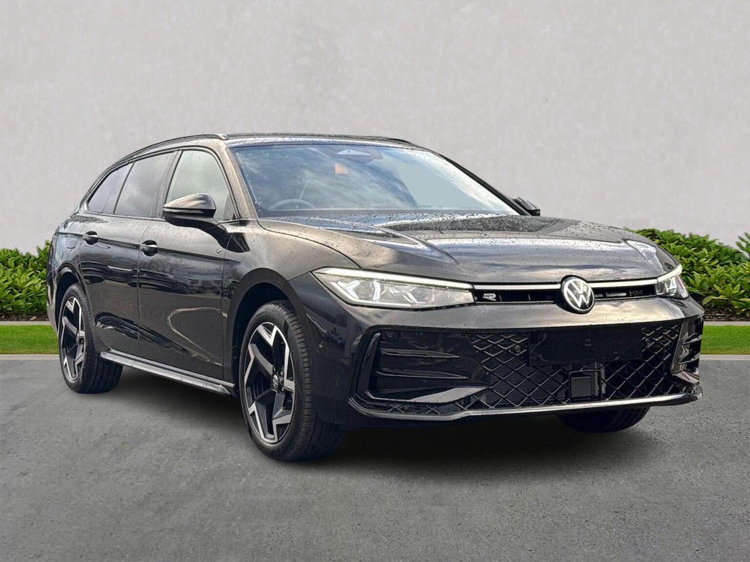 Main listing image - Volkswagen Passat Estate
