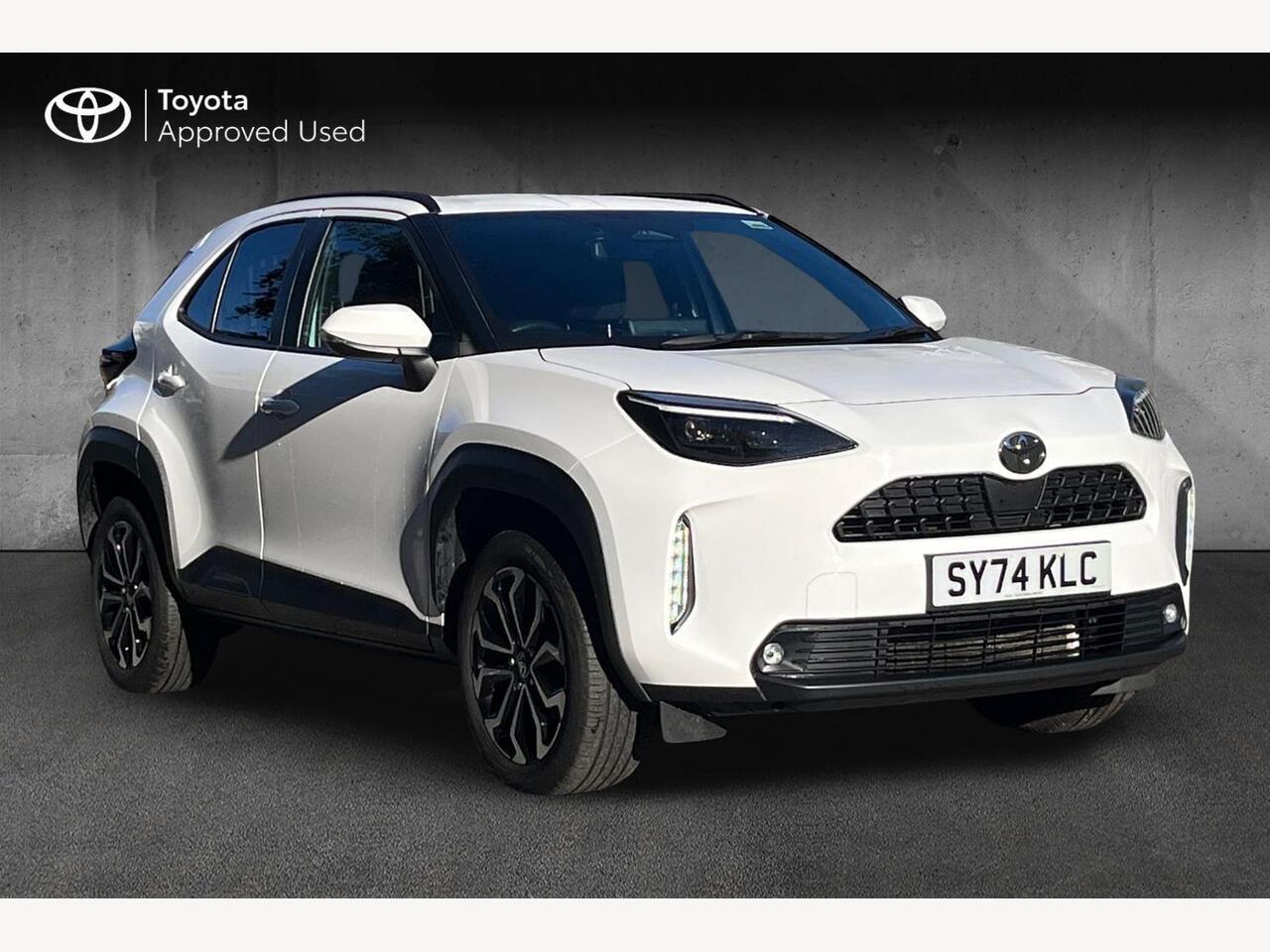 Main listing image - Toyota Yaris Cross