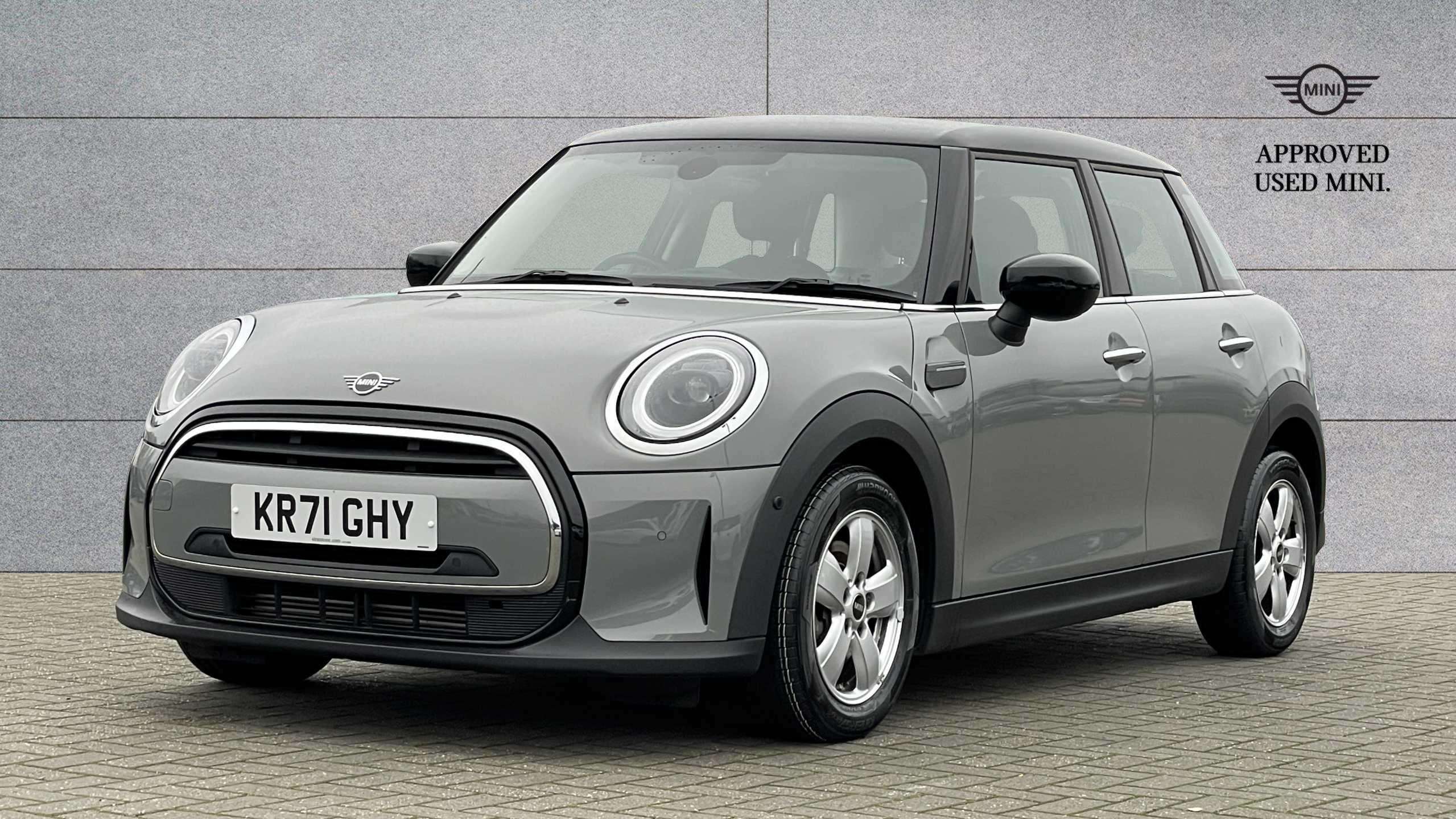 Main listing image - MINI Hatchback 5dr