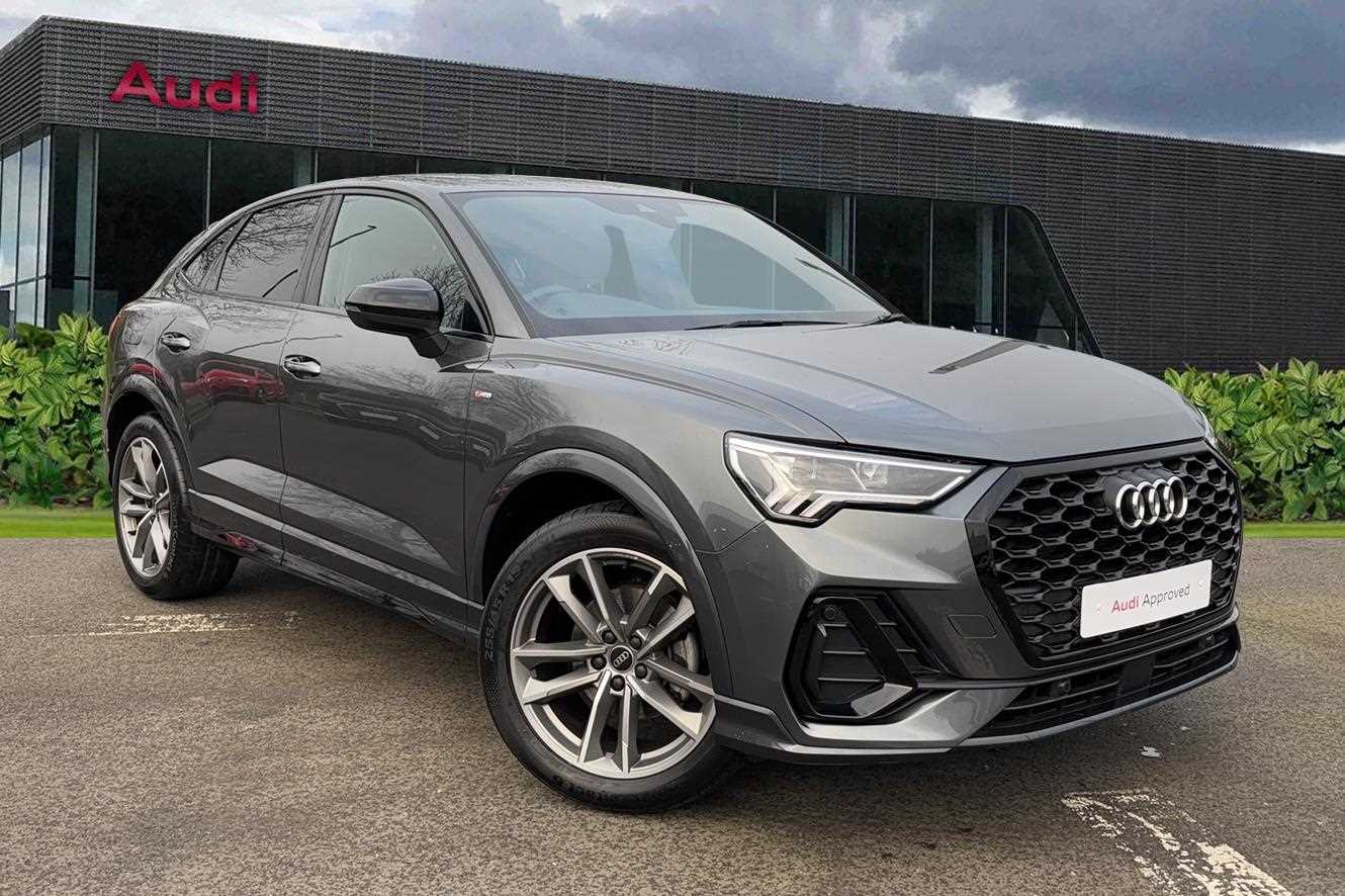 Main listing image - Audi Q3