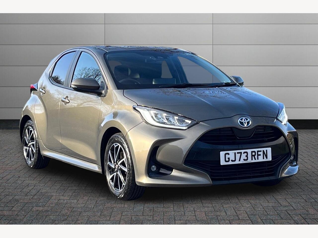 Main listing image - Toyota Yaris