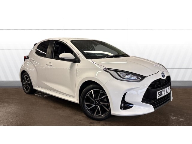 Main listing image - Toyota Yaris