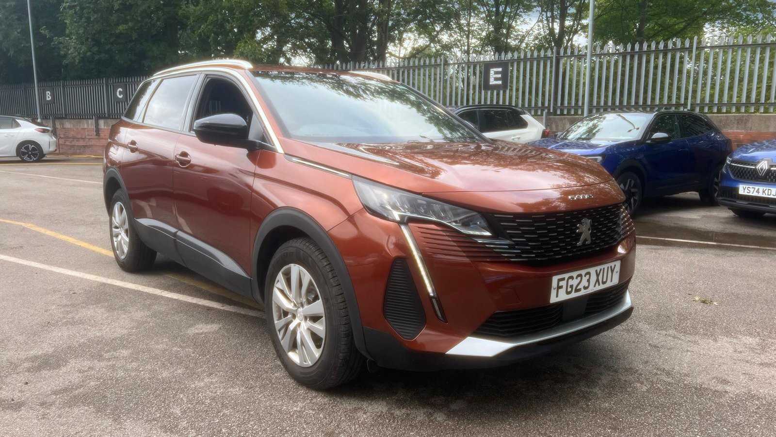 Main listing image - Peugeot 5008