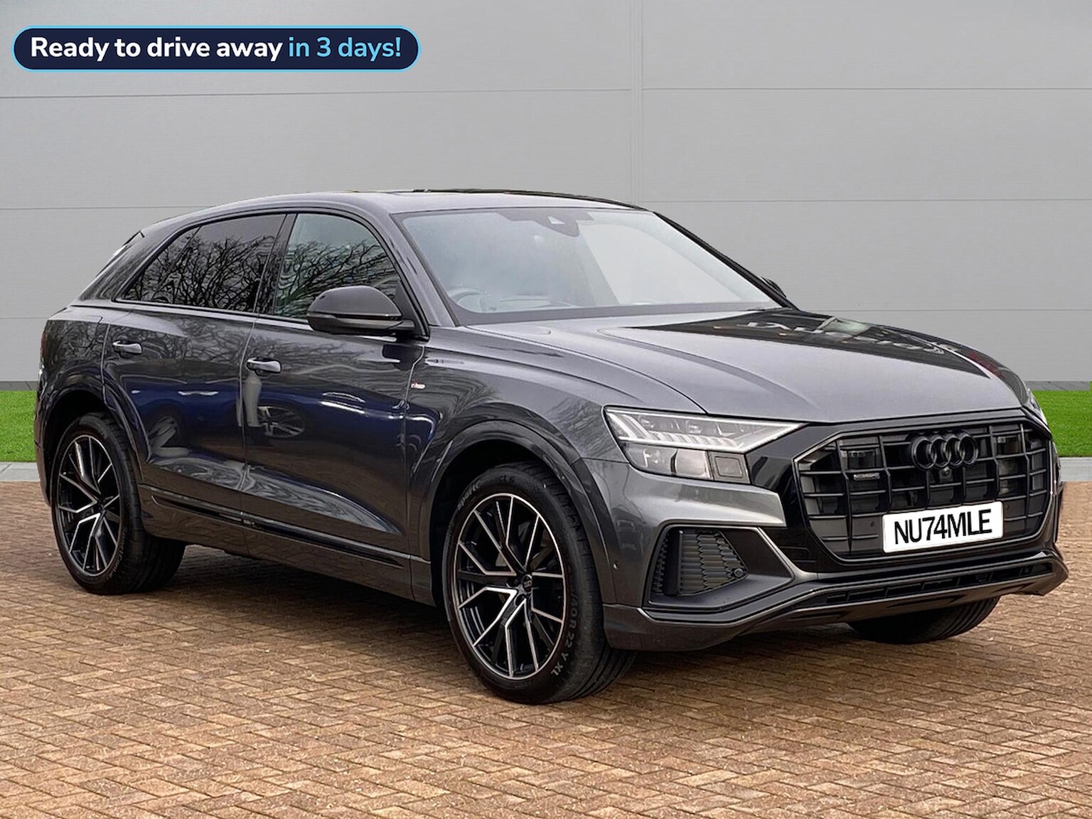 Main listing image - Audi Q8