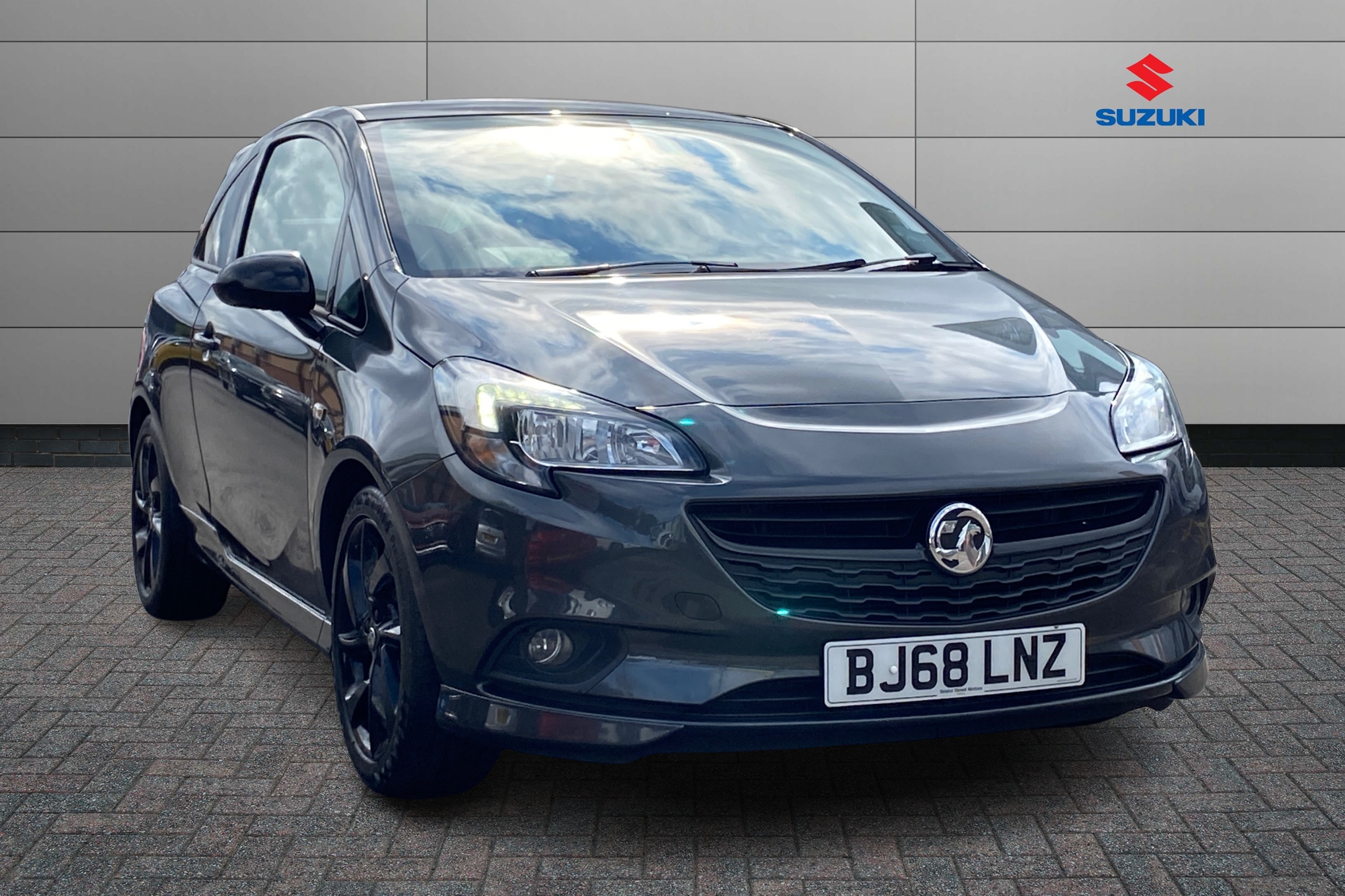 Main listing image - Vauxhall Corsa