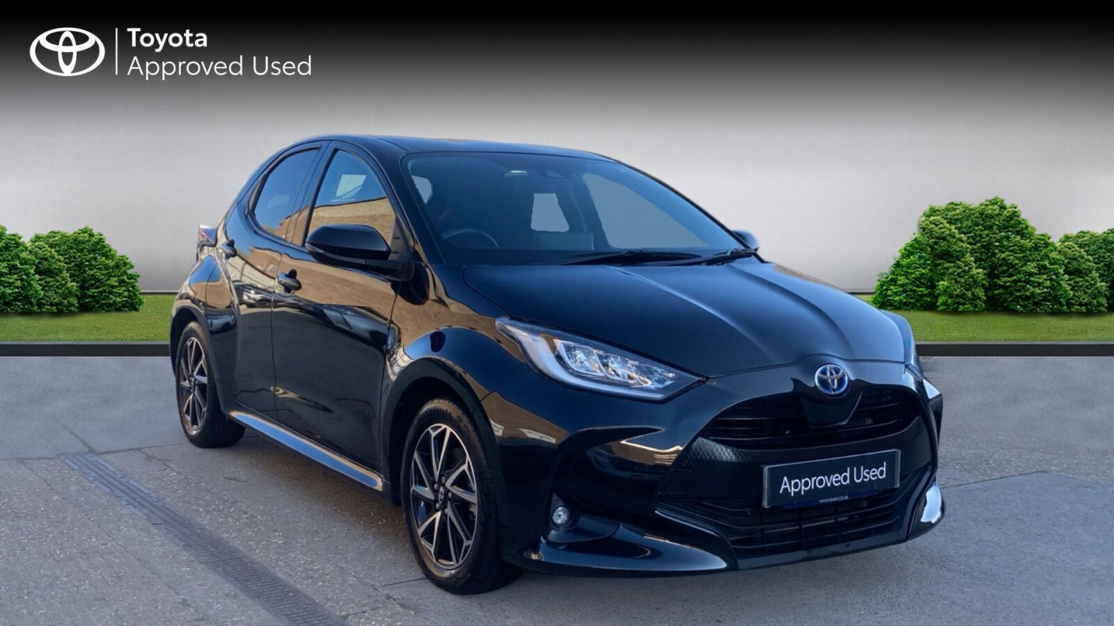 Main listing image - Toyota Yaris