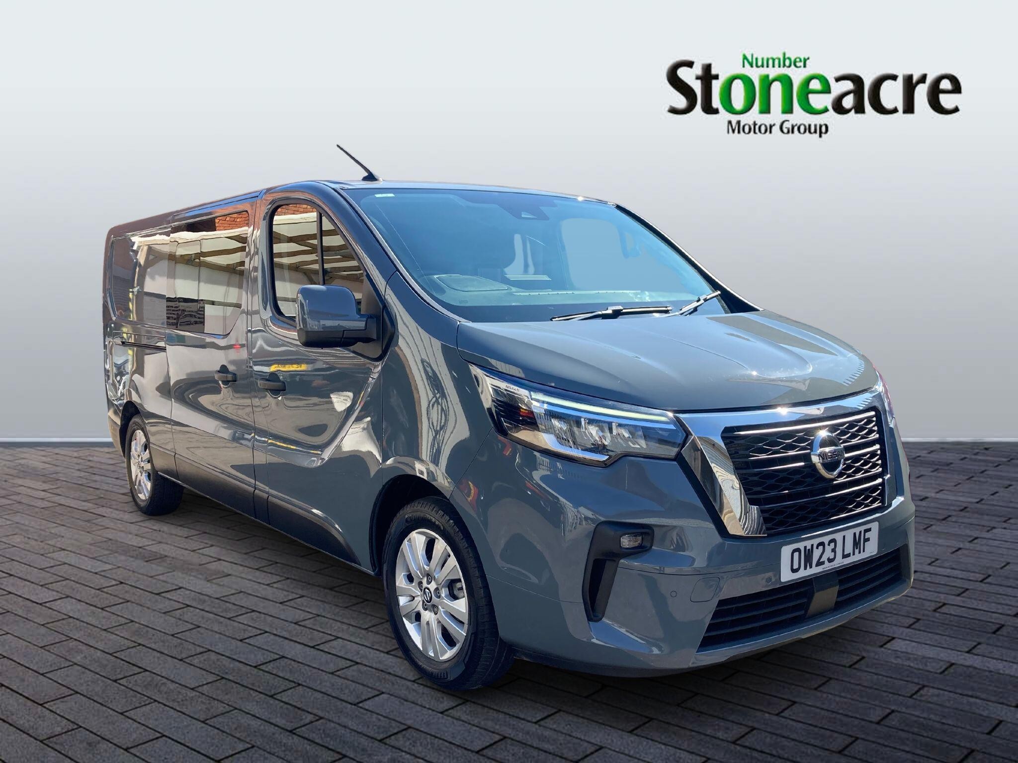 Main listing image - Nissan Primastar