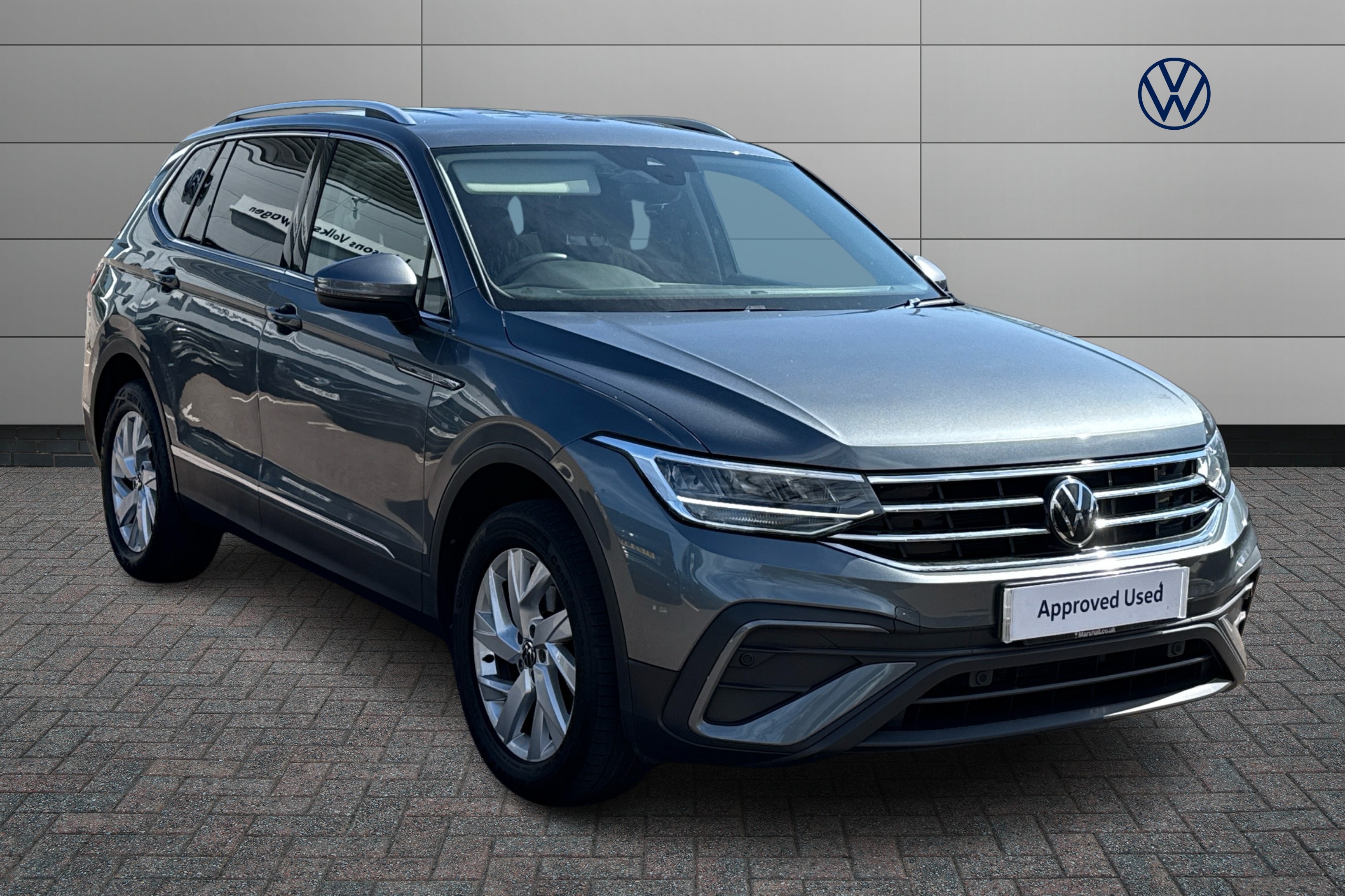 Main listing image - Volkswagen Tiguan Allspace
