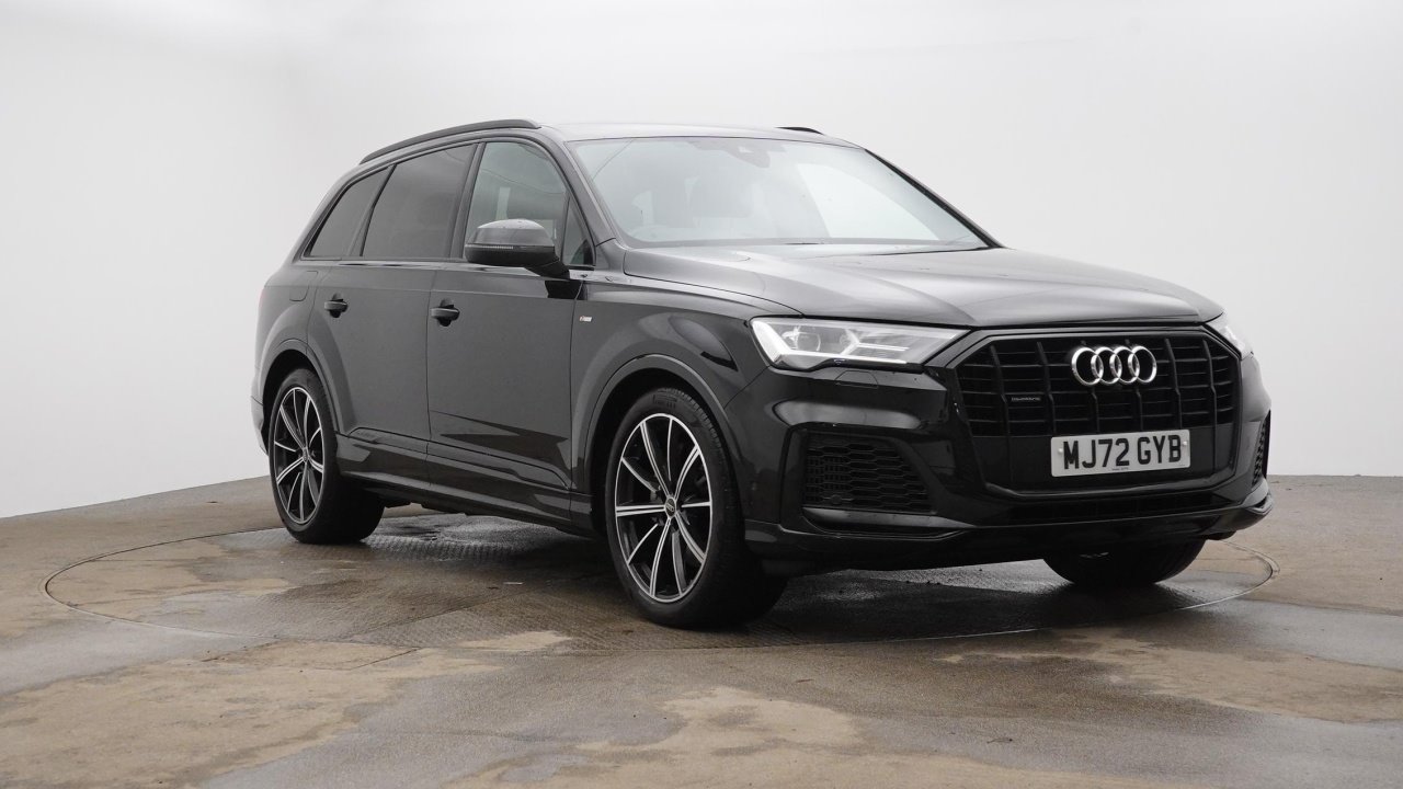 Main listing image - Audi Q7