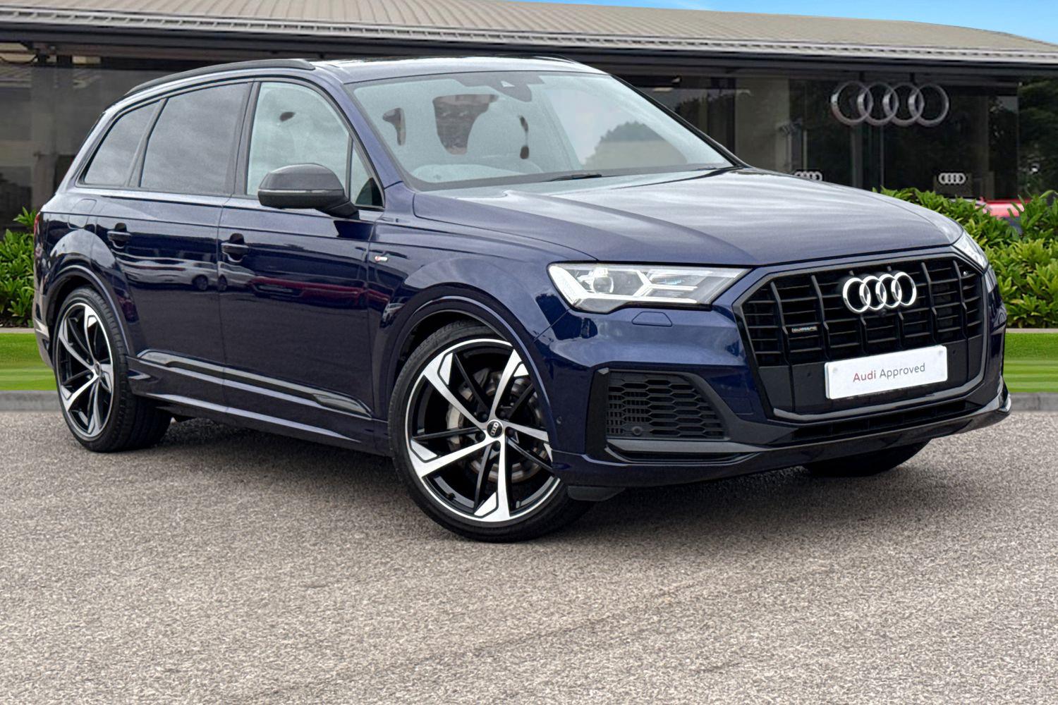 Main listing image - Audi Q7
